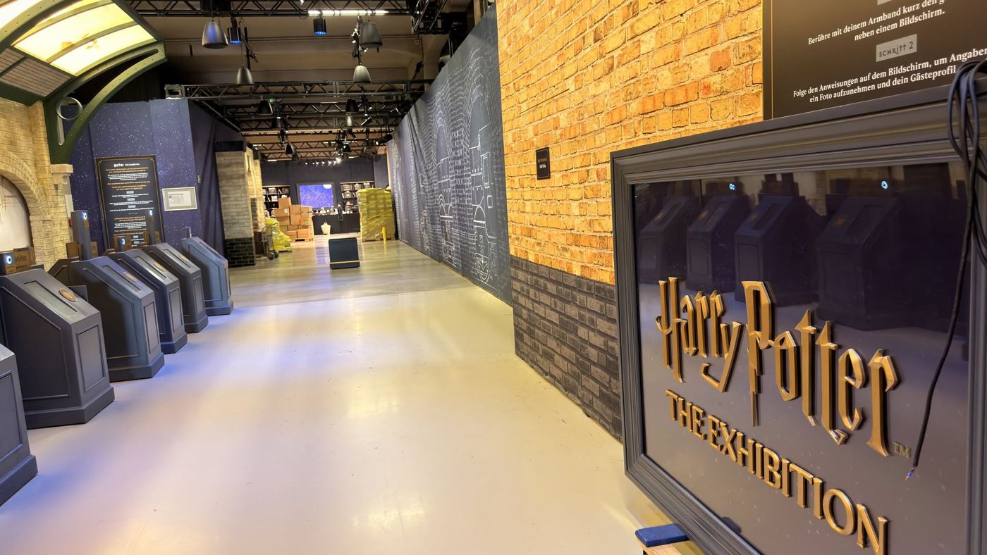 Entrance to the Harry Potter exhibition